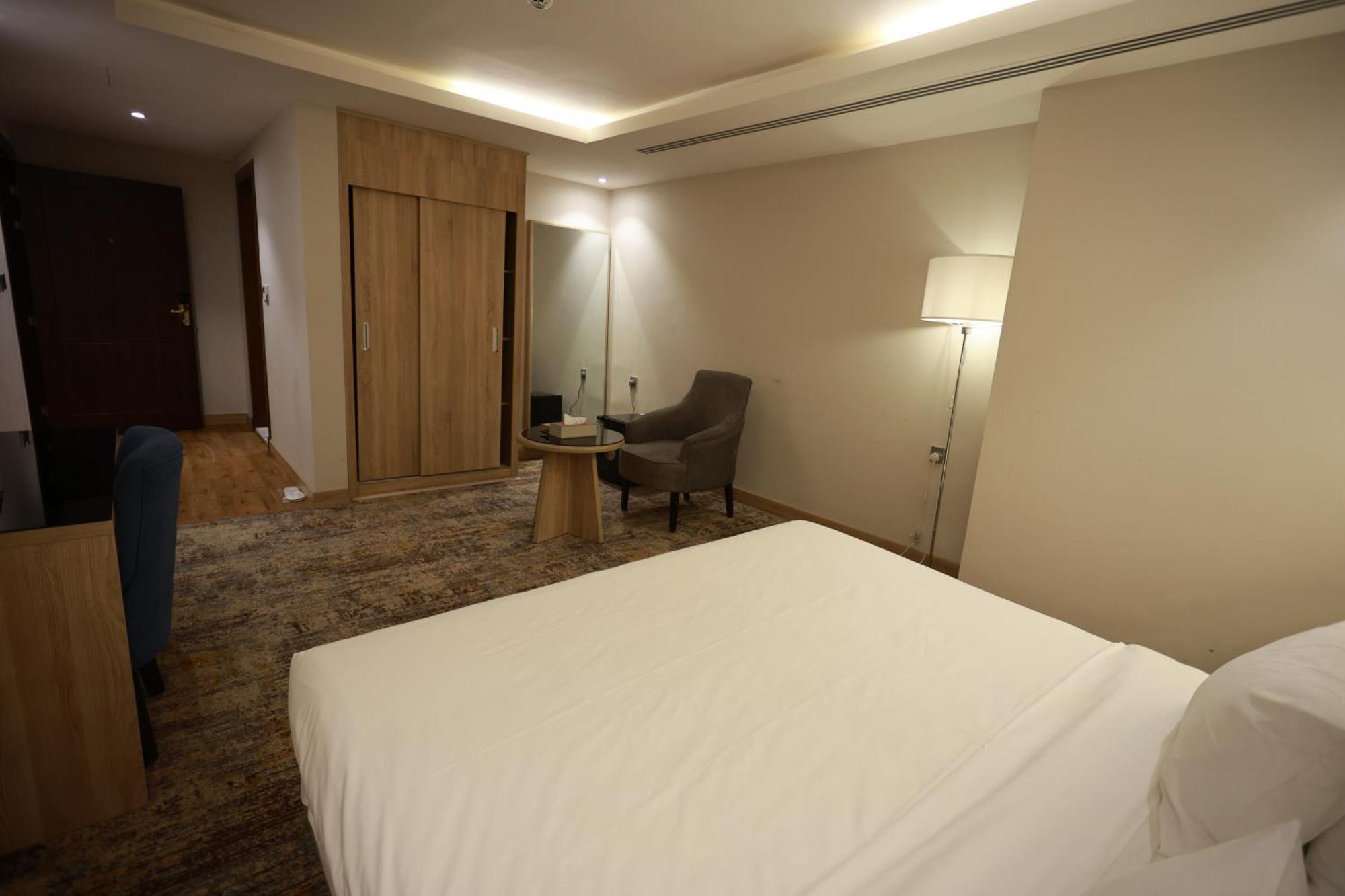 Samt Inn Hotel Эр-Рияд Экстерьер фото
